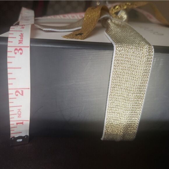 Gucci Gift Box Dustbag and Ribbon - Picture 4 of 6
